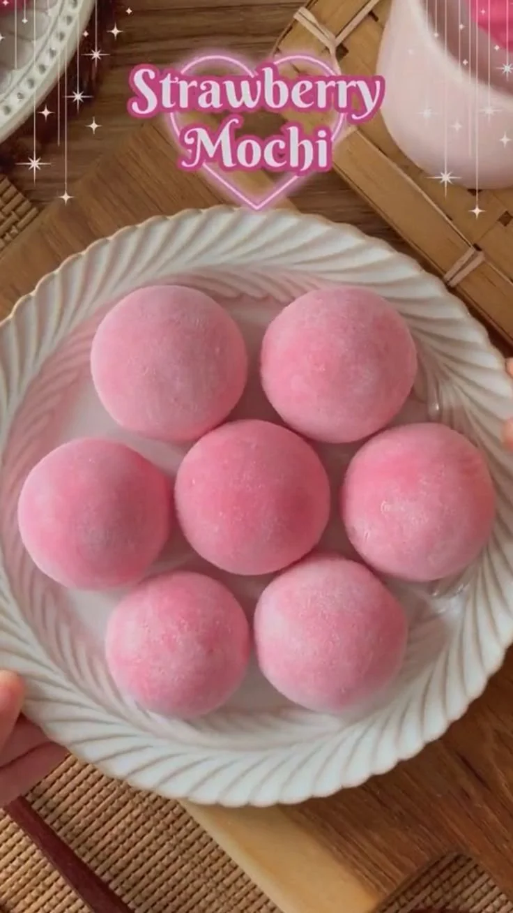 Mochi aux fraises, dessert japonais moelleux et fruité