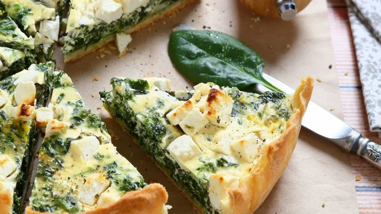Quiche aux épinards et feta, une recette savoureuse et originale.