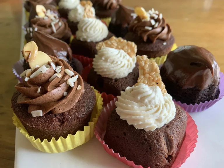 Trio de gâteaux au chocolat savoureux et irrésistibles