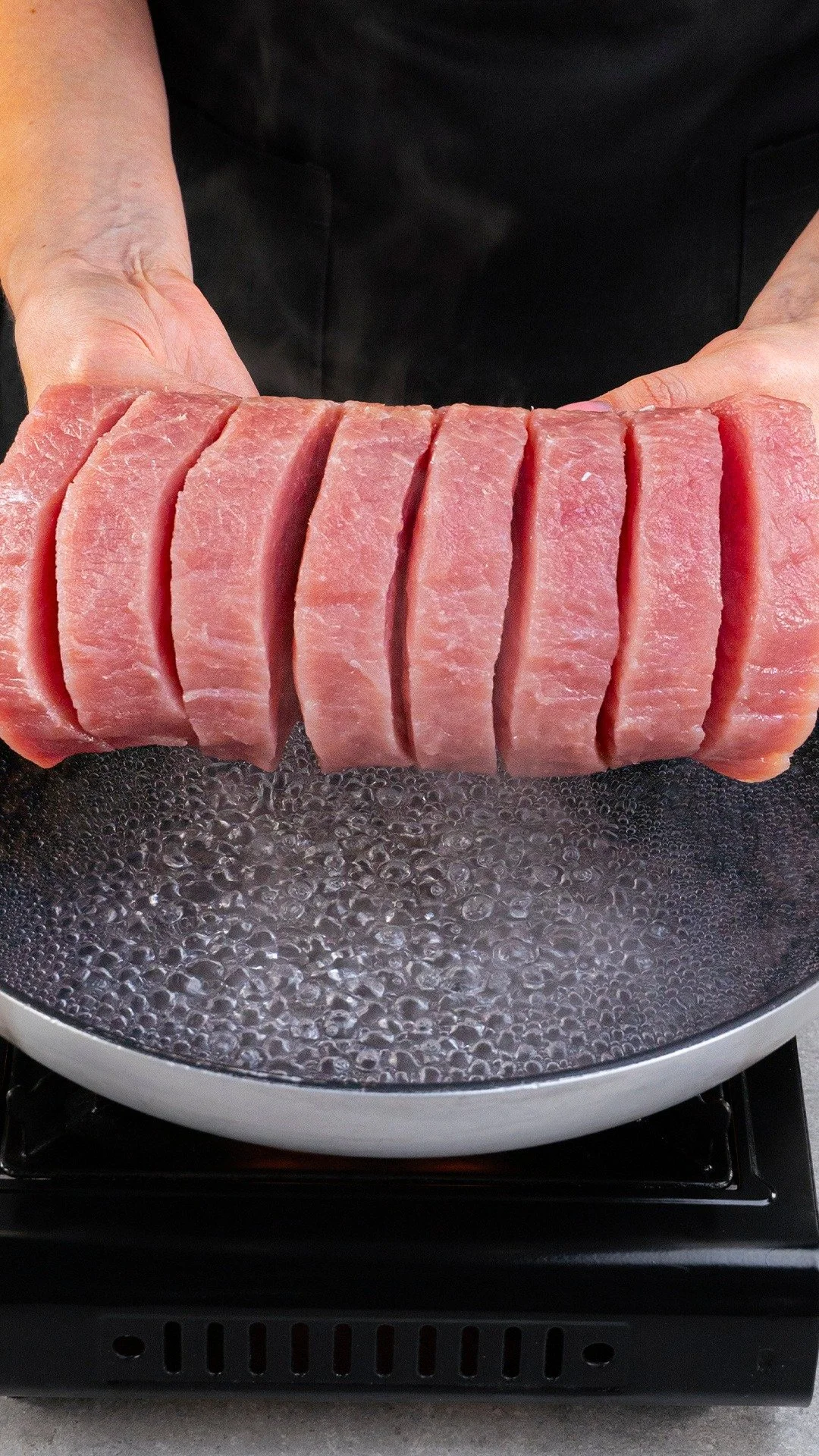 Côte de porc aux champignons et mozzarella